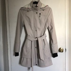 Soft Shell Hooded Fashion Jacket